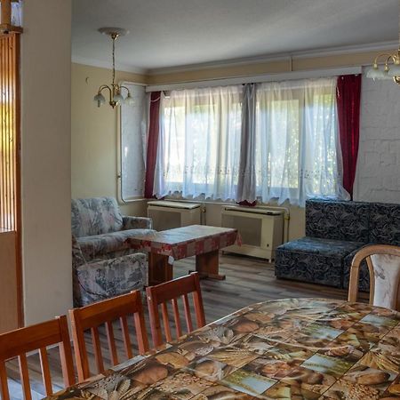 Pavai Apartman ハイデゥソボスロー エクステリア 写真