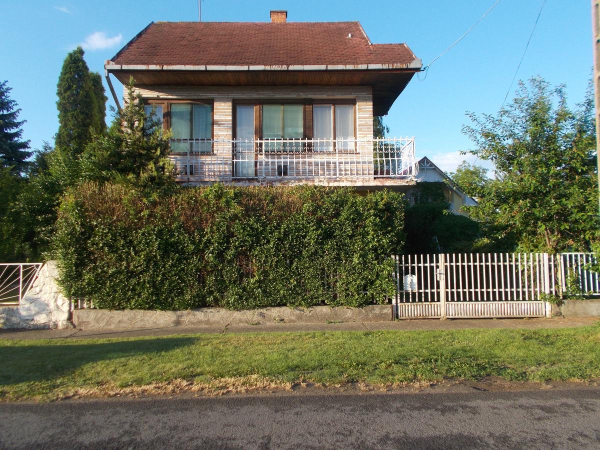 Pavai Apartman ハイデゥソボスロー エクステリア 写真